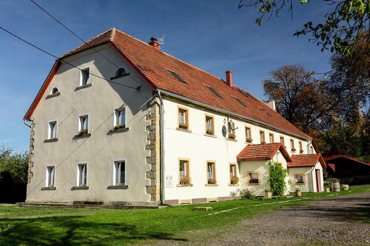 Winnica Agat Świerzawa Buitenkant foto